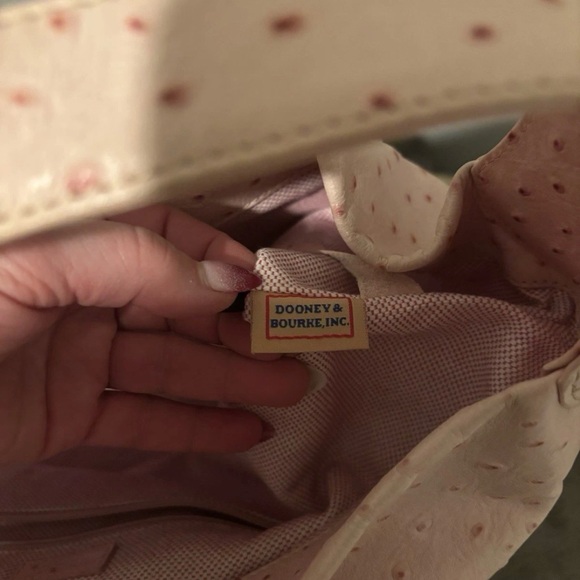 Dooney & Bourke Ostrich Logo Lock Pink Hobo Bag EUC - Picture 10 of 16